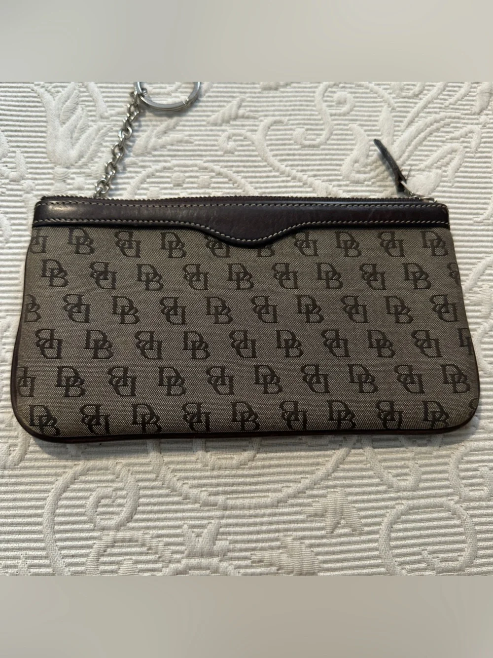 Dooney & Bourke signature 